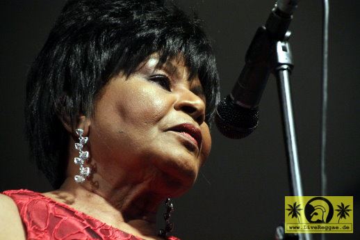 Yvonne Harrison (Jam)